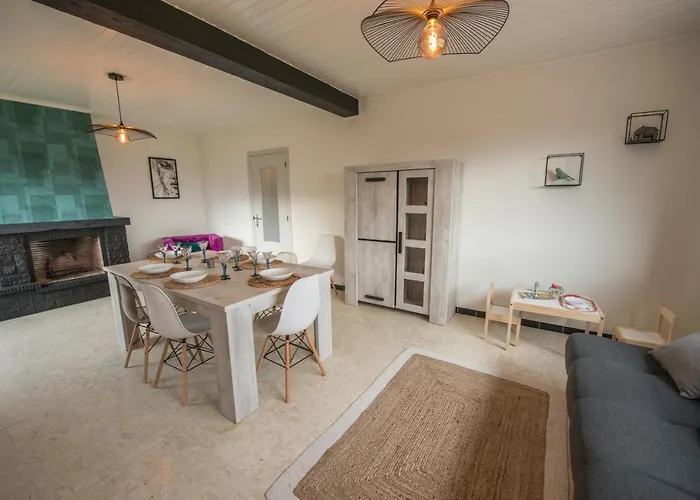 Agimon'toit Hébergement de vacances Hastiere-par-dela